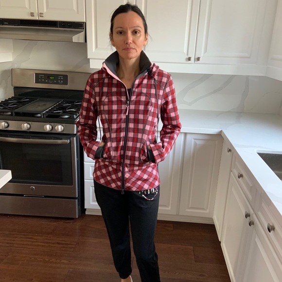 Lululemon jacket - Picture 5 of 5